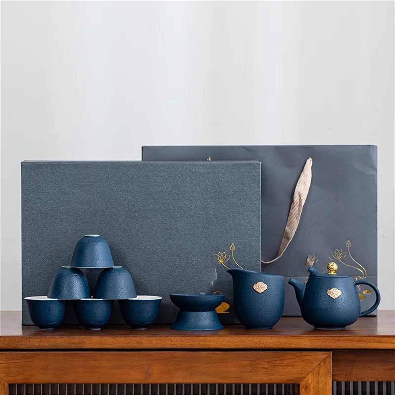 6pc/sSet Ceramic Tea Cup Arabic Espresso Coffee Cup Chinese Kung Fu Clear Tea Water Cups Sets Japanese Tea Bowl Service Gift Box