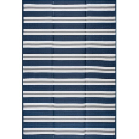 Luna Contemporary Stripe Navy and Gray Polypropylene Reversible Plastic Straw Outdoor Area Rug, 5'11'' x 8'11'' Rectangle