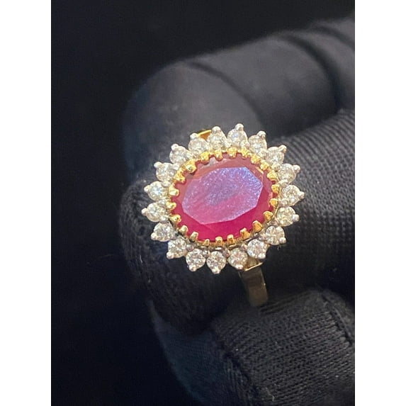 7.42 Carats Round Brilliant Cut Diamonds Centered Ruby Cocktail Ring In Hallmark 18K Yellow Gold