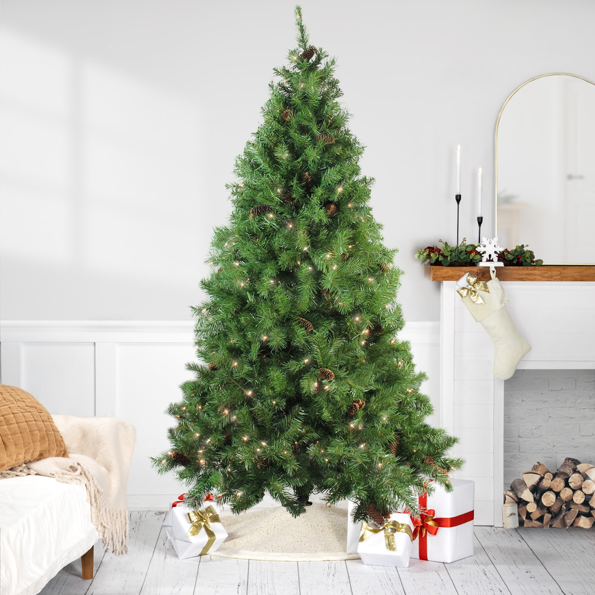 7.5' x 56" Pre-Lit Dakota Red Pine Full Artificial Christmas Tree - Clear Lights