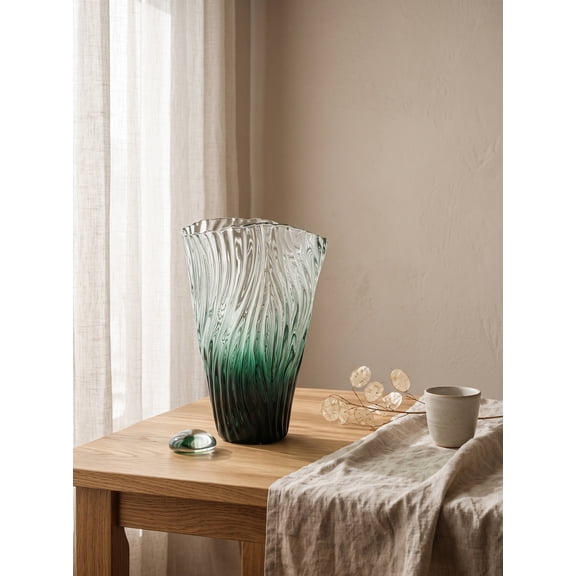 7.5x3.9x11.8"H Glass Vase for Home Decor,Modern Wide Mouth Ruffle Flower Vase Table Centerpieces
