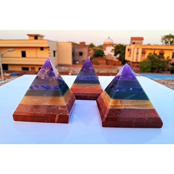 7 Chakra Crystal Pyramid Seven Chakra Gemstone Pyramid, Seven Chakra Pyramid for Energy Balance and Healing,Home Décor, Seven Chakra Pyramid 53-58MM