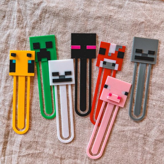 7 Pack Pixel Adventure World Bookmarks Set, Cute Pixel Style Cartoon Book Markers, Durable Plastic Page Clips for Reading School Office Stationery Gift