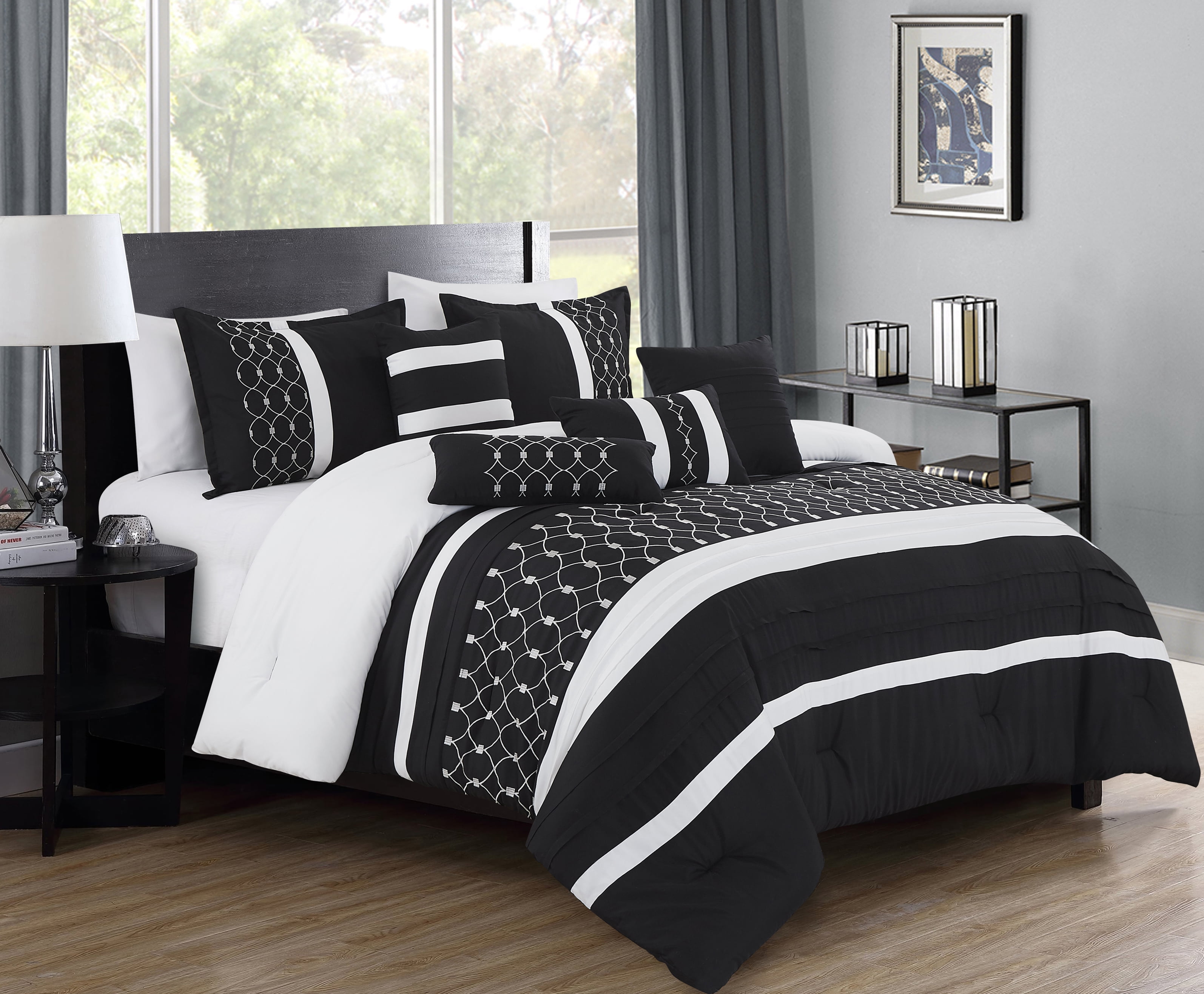7-Pieces Rosario Black and White Comforter Set Embroidered Bedding King ...