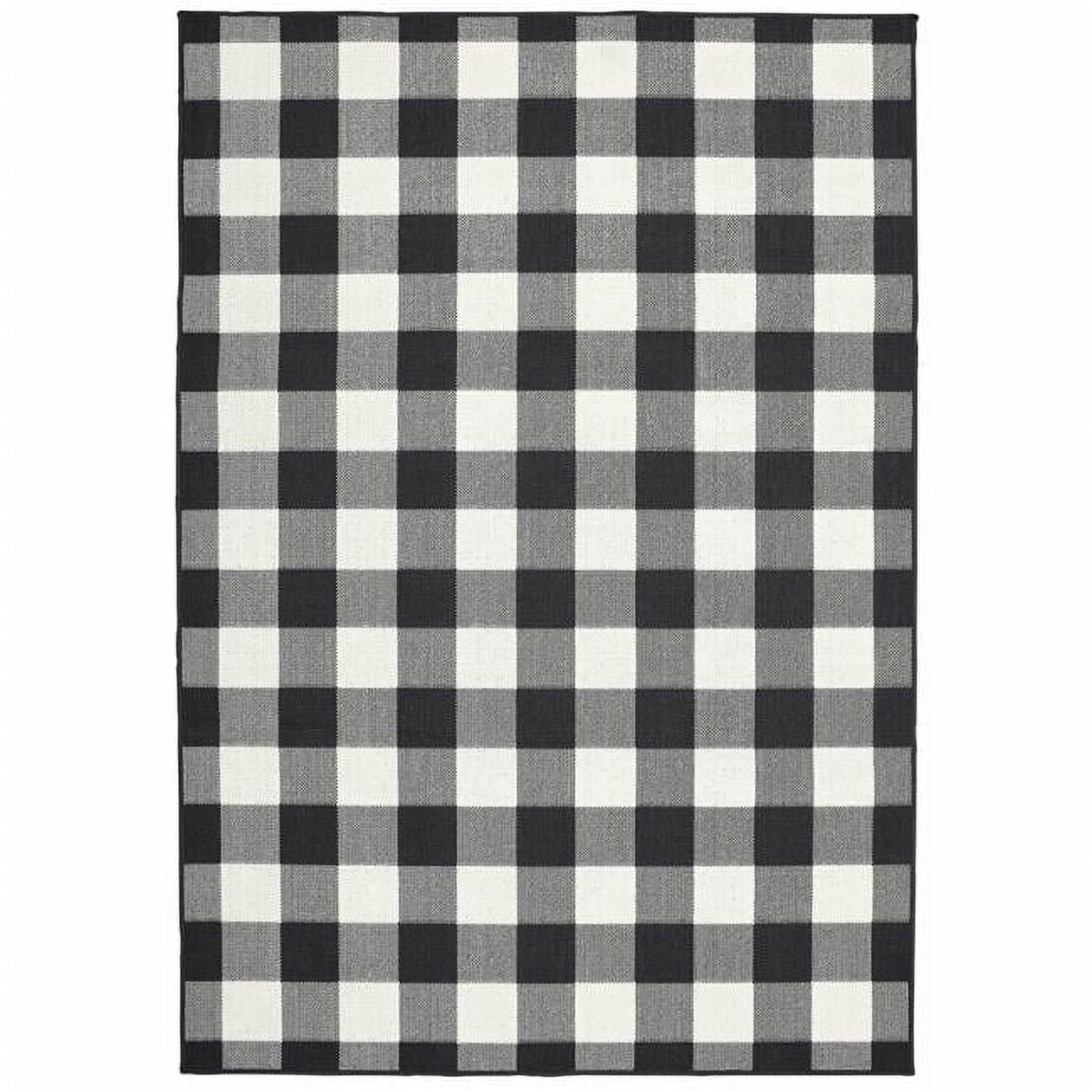 7 x 10 ft. Black & Ivory Gingham Indoor & Outdoor Area Rug