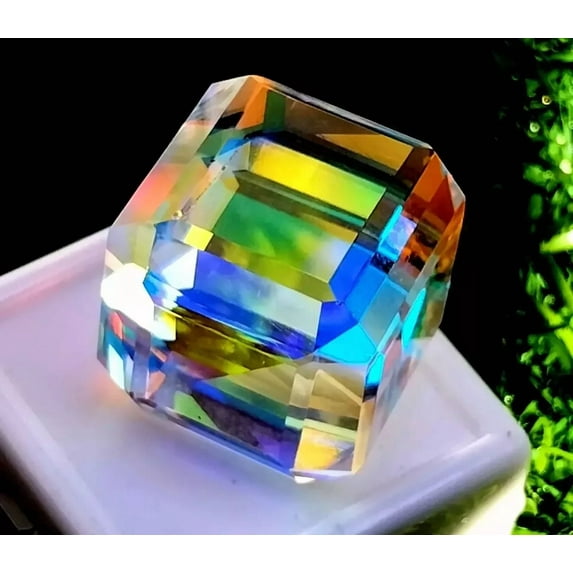 70+ CT Seven Color Fantasy Cut Cube Quartz Blue Magical Mystic Rainbow Glass Pendant Stone Loose Gemstone for Stone Shape Making