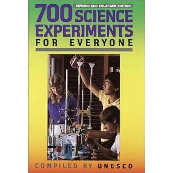Pre-Owned 700 Science Experiments for Everyone