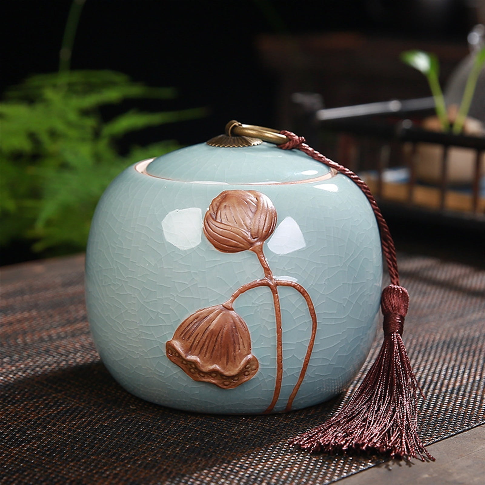 700ml Large Pottery Vintage Lotus Jar Tight Seal Container Ceramics Pot Elegance Leak-Proof Pet Ashes Urn