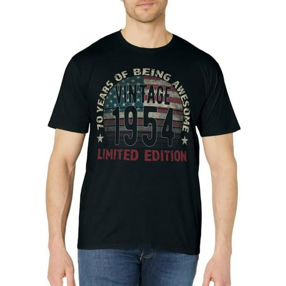 70th Birthday Gift men Vintage born 1954 turning 70 Year Old T-Shirt