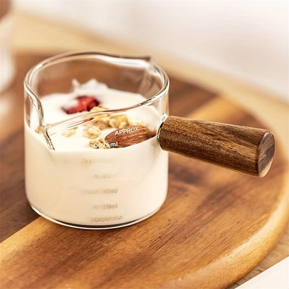 75ml/2.54oz Wooden Handle Glass Concentrated Coffee Cup, Double Nozzle Milk Cup with Wooden Handle, V-shaped Mouth Italian Coffee Cup, Suitable for Coffee, Milk, Tea or Maple Syrup