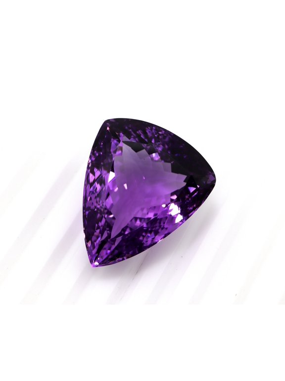 77.8 cts AAA+ Natural Amethyst BIG TRILLION, 32x26 mm Large Trillion Amethyst Pendant, Statement necklace, Big Gemstone Ring, Large Pendant
