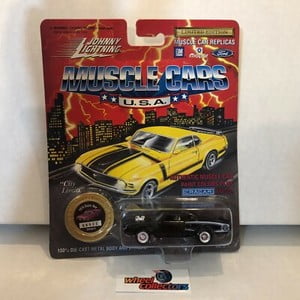 #7711 1970 Super Bee * Johnny Lightning Muscle Cars USA * ND4