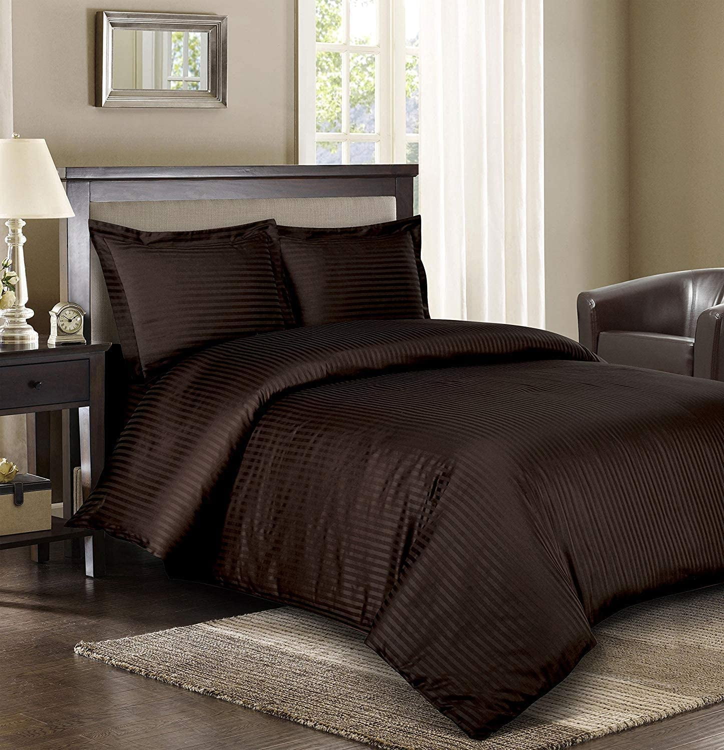 800 TC 100% Egyptian Cotton Premium 5PCs Duvet set ( 1- Duvet Cover + 4 - Pillow Shams ) Zipper Closur Ultra Soft Durable and Fade Resistant Color Chocolate Stripe size Full