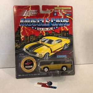 #8199 1965 GTO * Johnny Lightning Muscle Cars USA * HE2