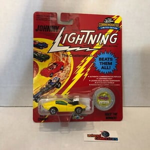 #8336 Vicious Vette * Johnny Lightning White Challengers * HE15