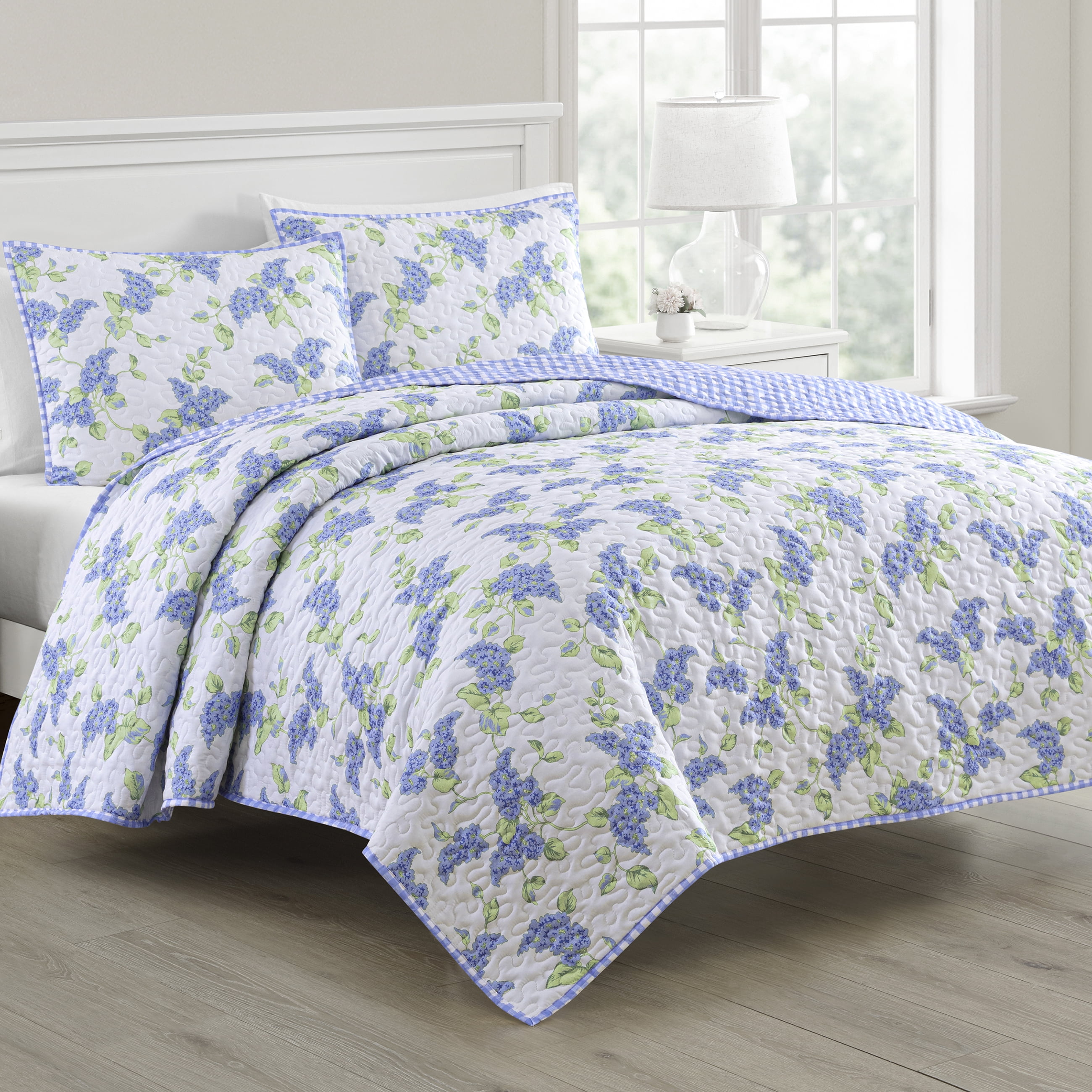 Martha Stewart Everyday Ultra Soft Brushed 100% Premium Microfiber 3 Piece Full/Queen Quilt Set, 1 Quilt 90" x 90" with 2 Pillow Shams, Lightweight Bedding, Coverlet For All Season, Oak Hydrangea