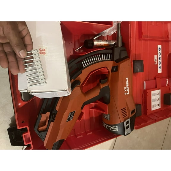 850x collated concrete nails (38)mm - for Hilti GX3/Gx20/Gx100. HILTI