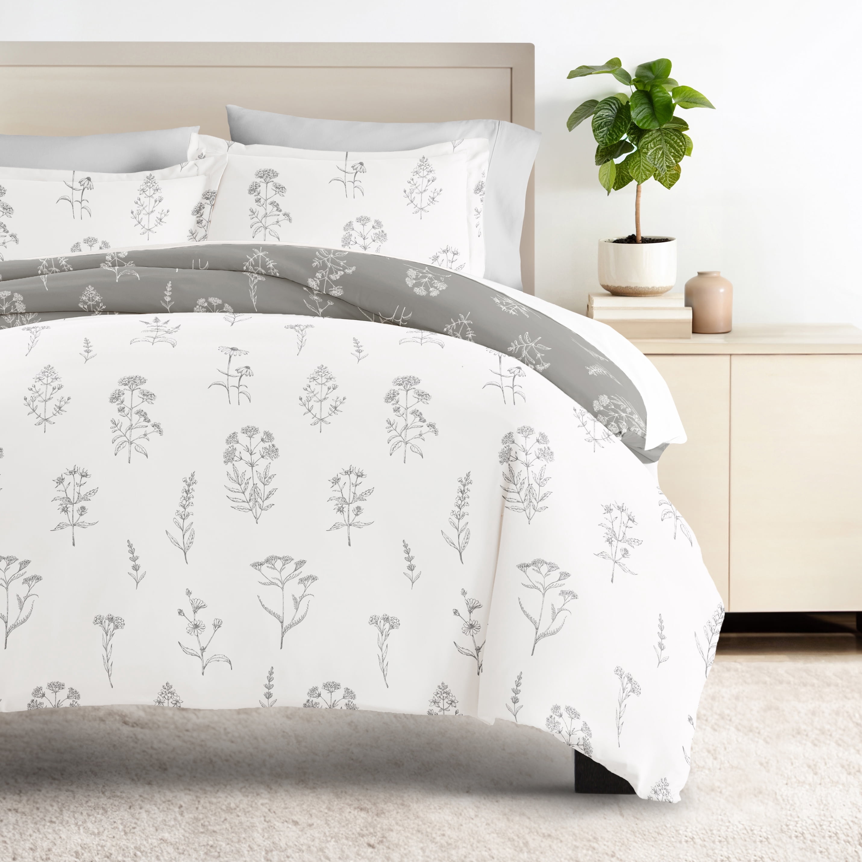 8PC Bedding Bundle - Patterned Duvet Cover Set White Comforter and Solid Sheet Set in Botany Floral