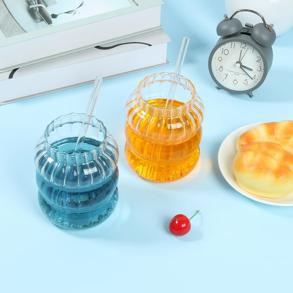 8Pcs 650ml Ribbed Glass Cups Set Creative Wavy Drinking Glasses Clear Glassware Drinking Glasses Straws for Coffee Cocktail Juice Water Soda Tea