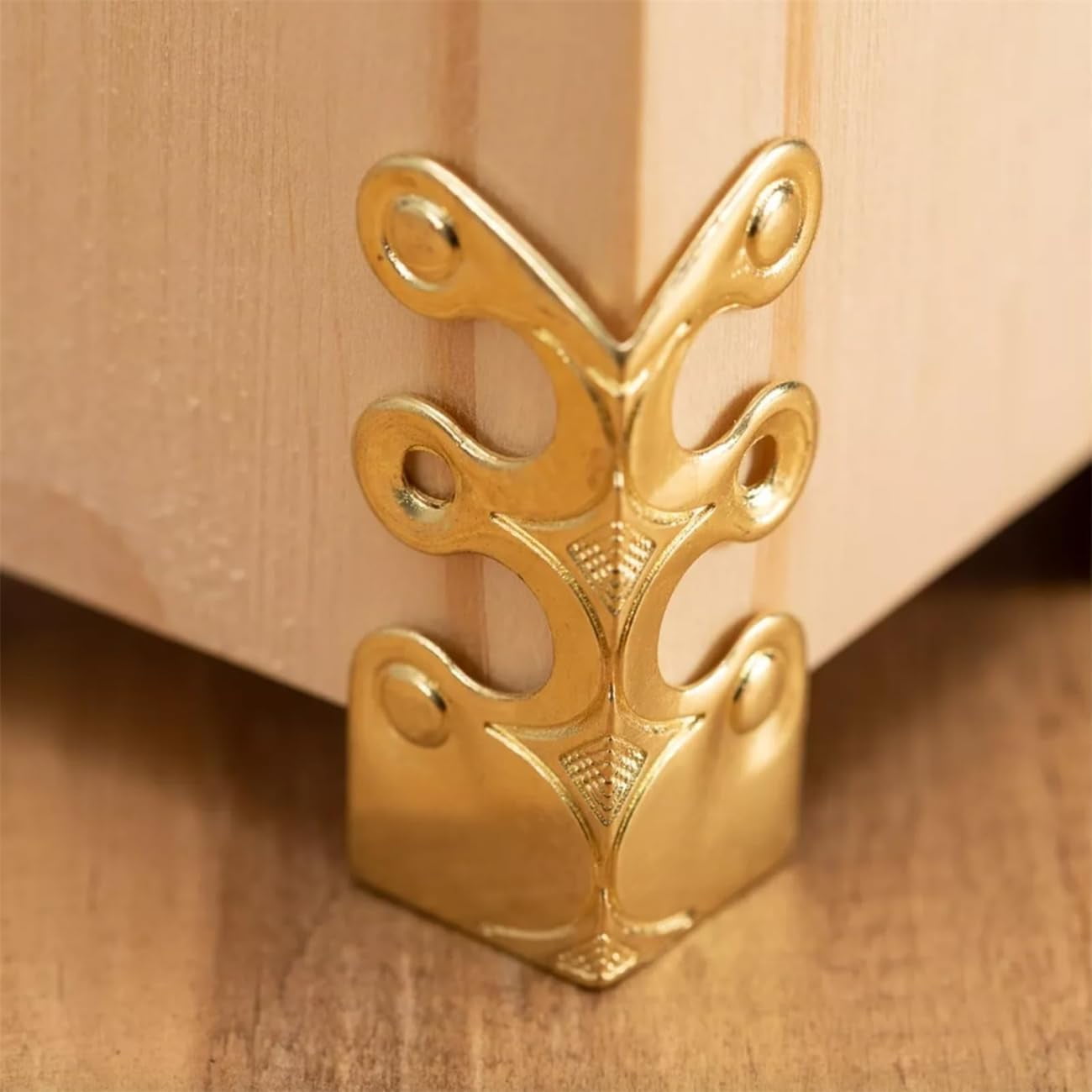 8Pcs Baseboard Corner Protectors,Baseboard Corner Protectors Solid