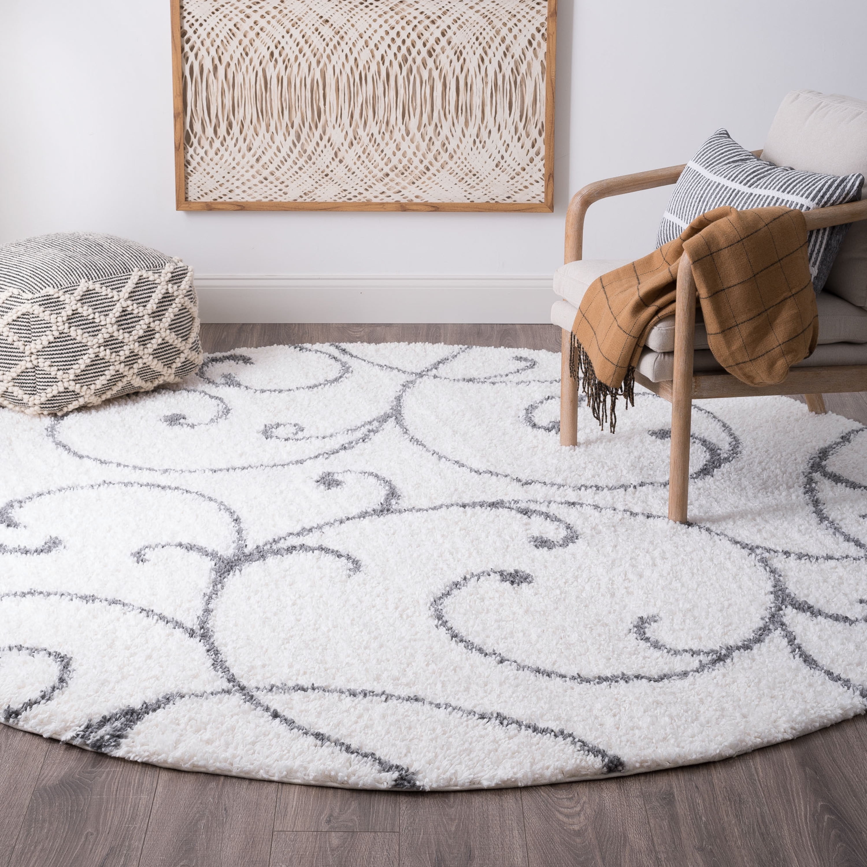 Bliss Rugs Transitional Floral 7'10'' Round White and Gray Polypropylene Indoor Area Rug, 7'10'' Round