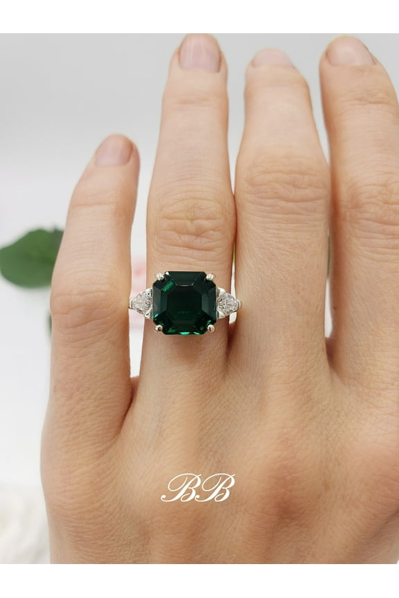 8mm-10mm Lab Hydrothermal Dark Green Emerald, Asscher Cut, Three Stone Engagement Wedding Statement Ring, 925 Silver or Gold,