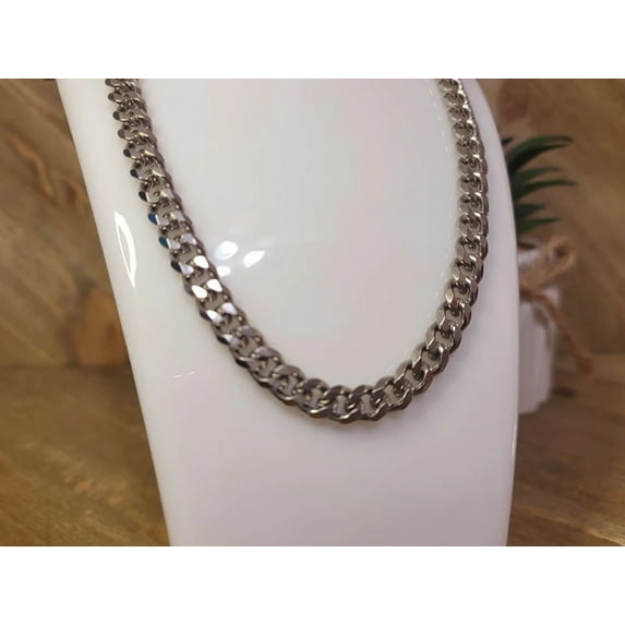8mm Cuban link Stainless Steel Necklace. 16 Inch Choker Gold/ Silver