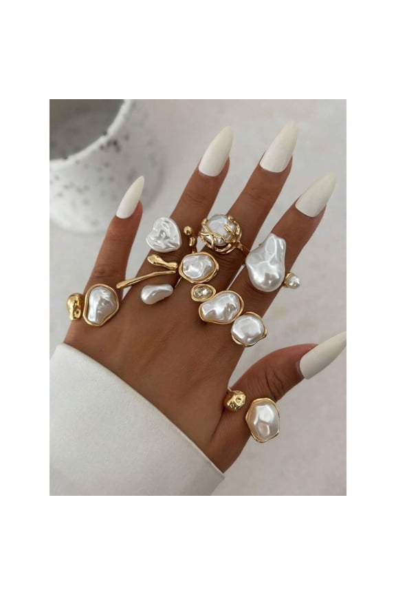 8pcs Vintage Baroque Style Faux Pearl Asymmetric Hollow Stackable Ring Set In Yellow Gold