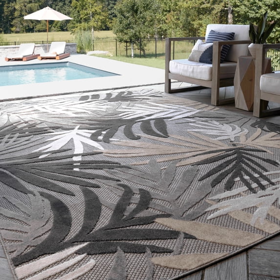 Oasis Modern Floral Gray and Beige Polypropylene Indoor Outdoor Area Rug, 8'x10' Rectangle