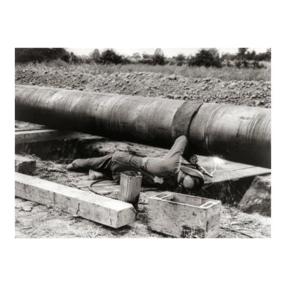 8x12 Photo-The Big Inch pipeline under construction: Man welding pipe,1942-1943,welder