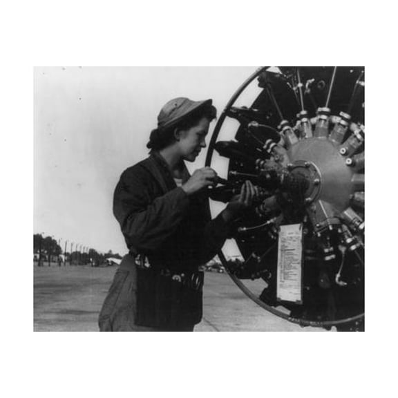 8x12 Photo-Woman working on airplane engine,World War II,WWII,1943