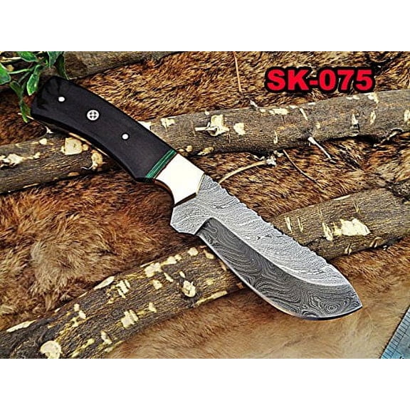 9" Long hand forged Damascus steel full tang Skinning Knife, Natural Bull horn with Brass Bolster scale, Cow hide Leather sheath