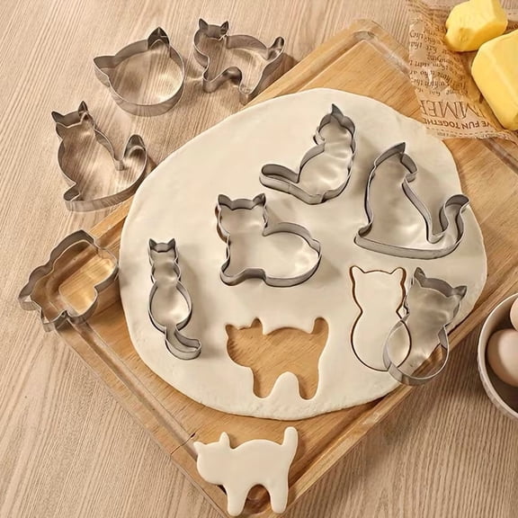 9-Piece Cat Cookie Cutters Set Stainless Steel Baking Molds for Cat-Shaped Cookies, Cakes, Chocolates, and Fondant Durable Kitchen Tools for Cat Lovers