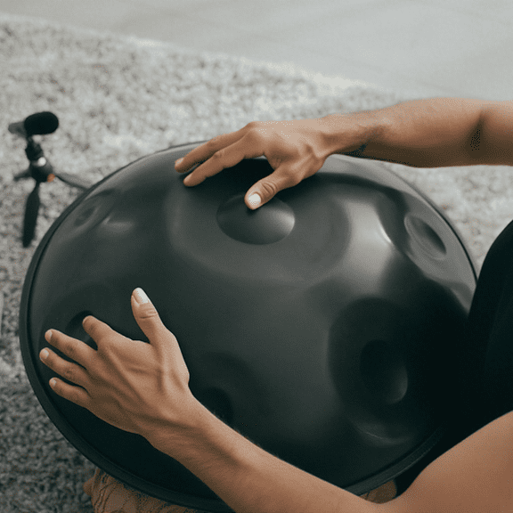 9-Tone Black Handpan Drum: Easy for Beginners, Unique Tone - Ideal for Home Creation, Outdoor Performance, Music Enthusiasts