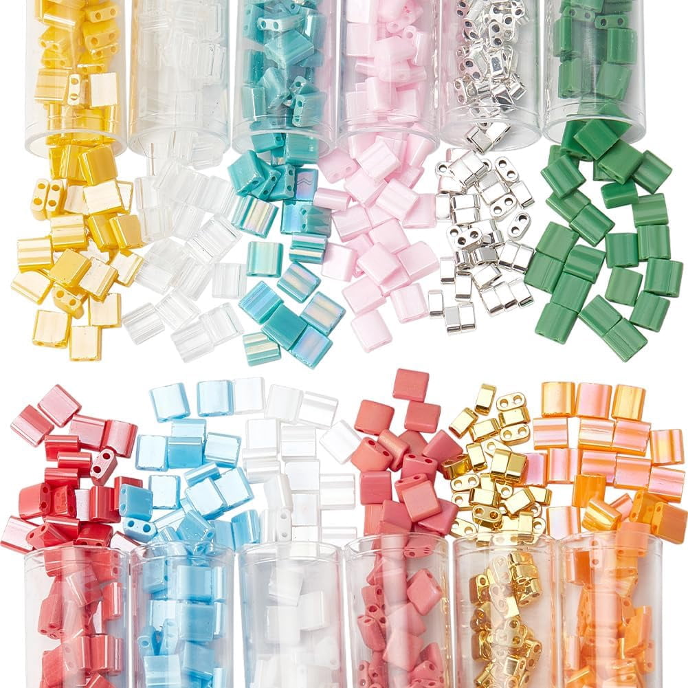 About 900 Pcs Glass Beads 4.5-5.5mm 2-Hole Beads 12 Colors Rectangle Glass Spacer Beads DIY Jewelry Making Finding Kit for Jewelry Making Christmas Bracelet Necklace Earring 1bag