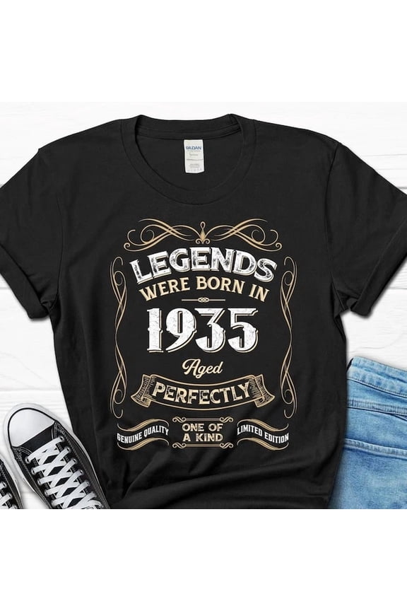 90Th Birthday T-Shirt For Men, Legends Were Born In 1935 Gift, 90 Years Old M...