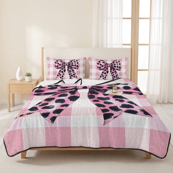 90x96in Quilt Bedding Set, Pink Leopard Print Bow Lightweight Coverlet Summer Comforter Set Soft Microfiber Bedspread, Check Background 3 Piece Quilt Set with 2 Pillow Shams All Seasons Use