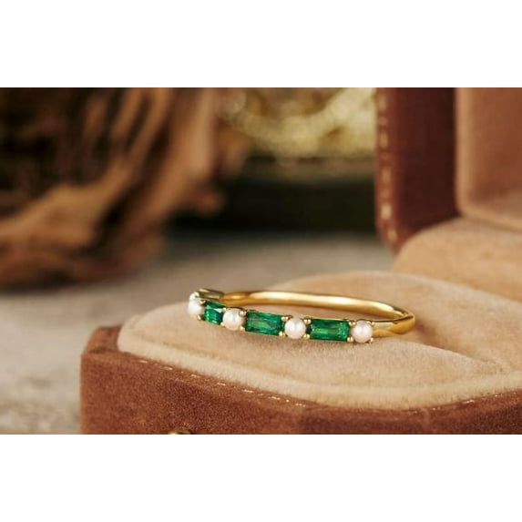 925 Silver Vintage Emerald Pearl Wedding Band ,Baguette Cut Yellow Gold Wedding Ring,Unique Stacking Band,Birthstone Ring,Anniversary Gift,Promise Ring