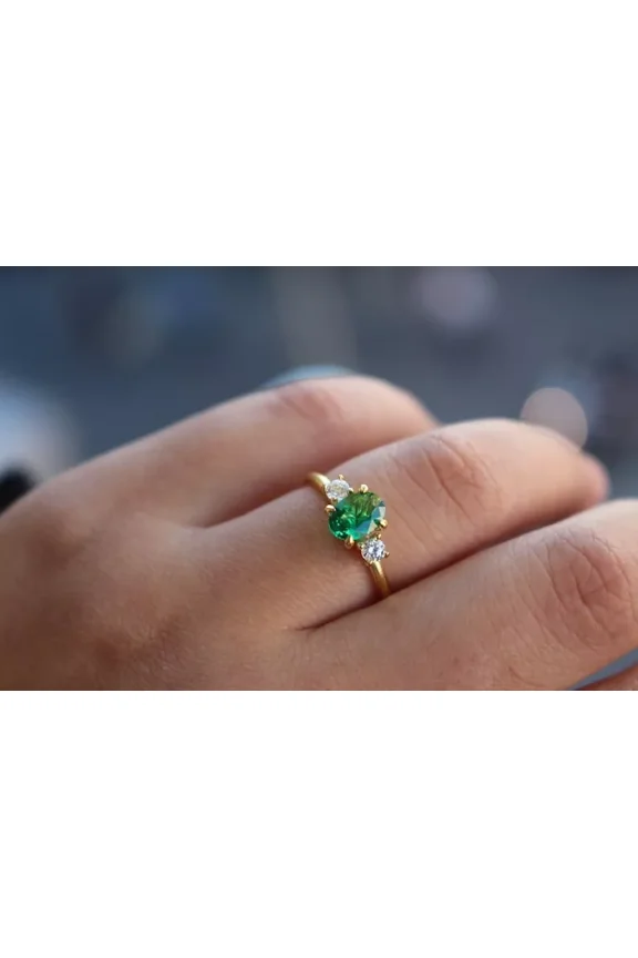 925 Solid Sterling Silver Natural Green Emerald Ring Gift Free Ship