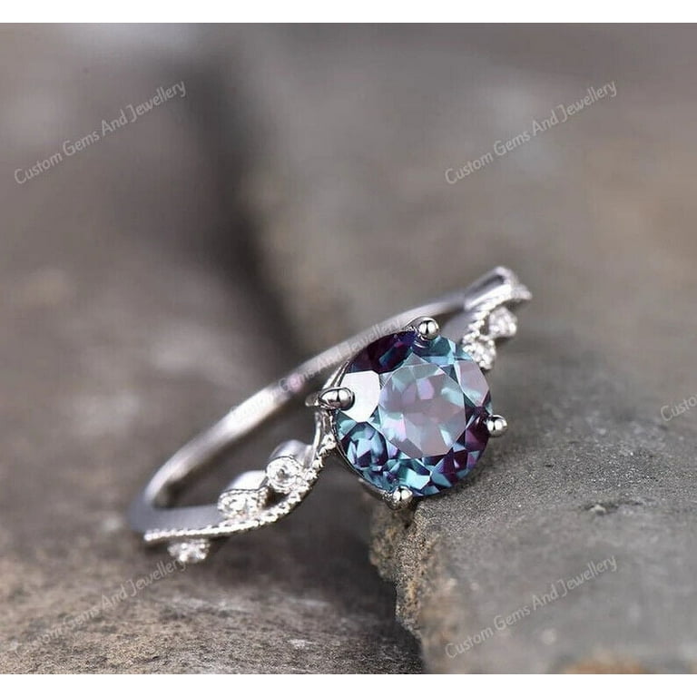 Color changing alexandrite ring deals