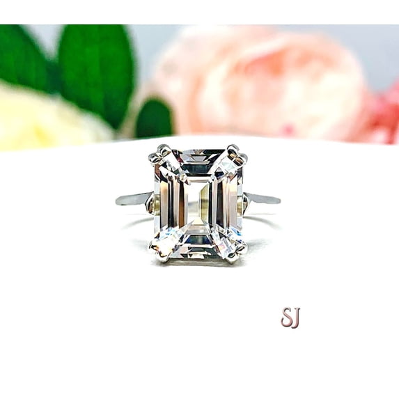 925 Sterling Silver Emerald Cut Moissanite Solitaire Engagement Ring for Women