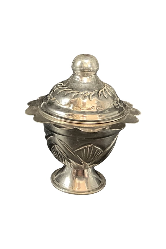 925 Sterling Silver Hallmarked Kumkum Box / Sindoor daan - Style #01 Kumkum Box (Ht /Wt): 2.25" Box (Wt. =16 grams)