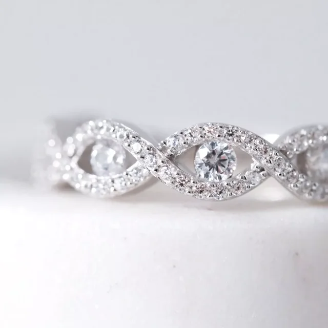 925 Sterling Silver Infinity Shape Promise Band Round Cut Natural