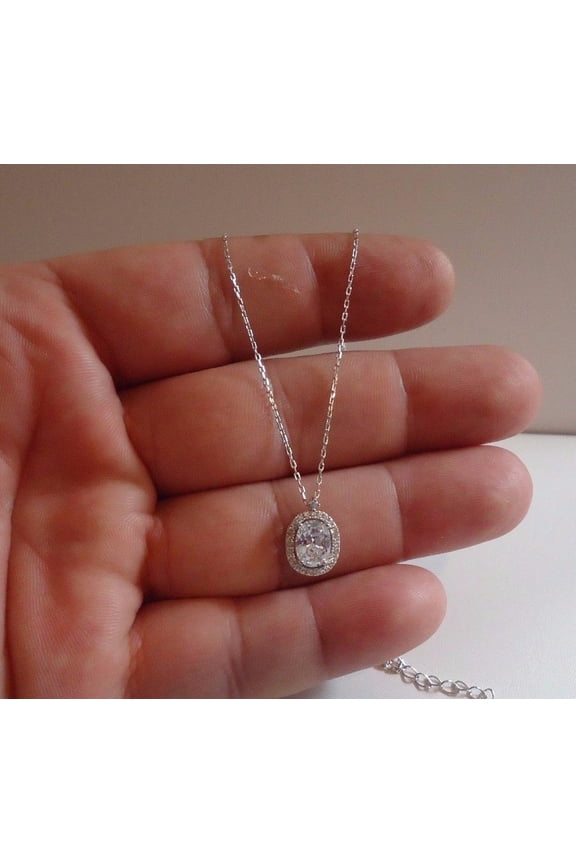 925 Sterling Silver Oval Halo Pendant Necklace W/ 2.50 Ct Simulant Diamonds 18''