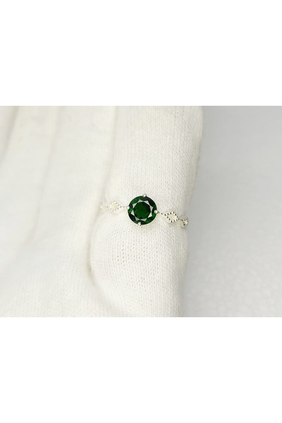 925 Sterling Silver Tsavorite Ring | 7 mm Round Green Gemstone Ring for Women | Luxury Fine Jewelry