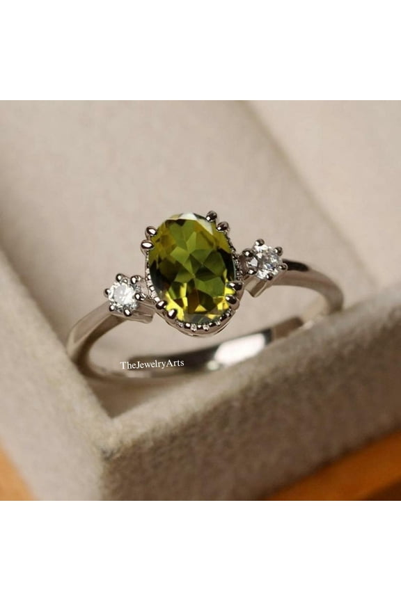 925 Sterling Silver Unique Colour Shifting Gems Sultanite Statement Ring Elegant Handmade Silver Ring for Engagement, Proposal, or Gift Silver 5