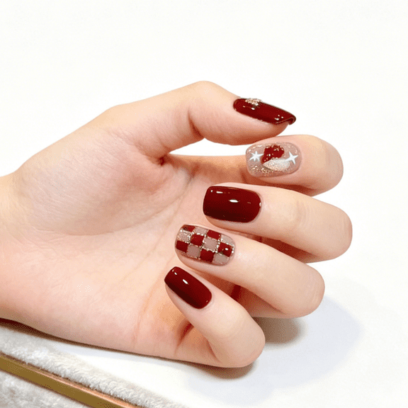 96Pcs 4 Box Short Press On Nails, Glossy Red Checkerboard Heart Fake Nails with Gold Glitter, Nail Set with Jelly, Reusable Acrylic False Nails for Women Girls, Daily Wear Party Wedding