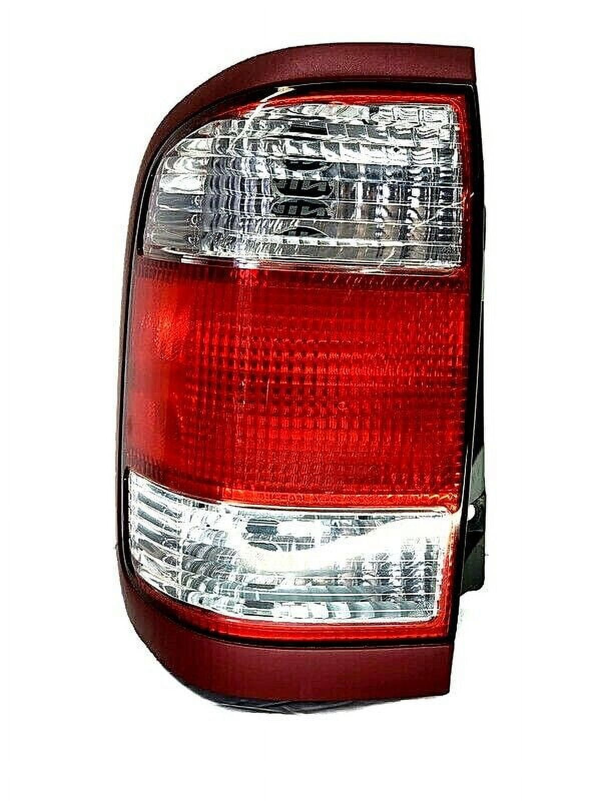 98 99 00 01 02 03 04 Nissan Pathfinder Left Tail Light98 99 00 01 02 03 ...