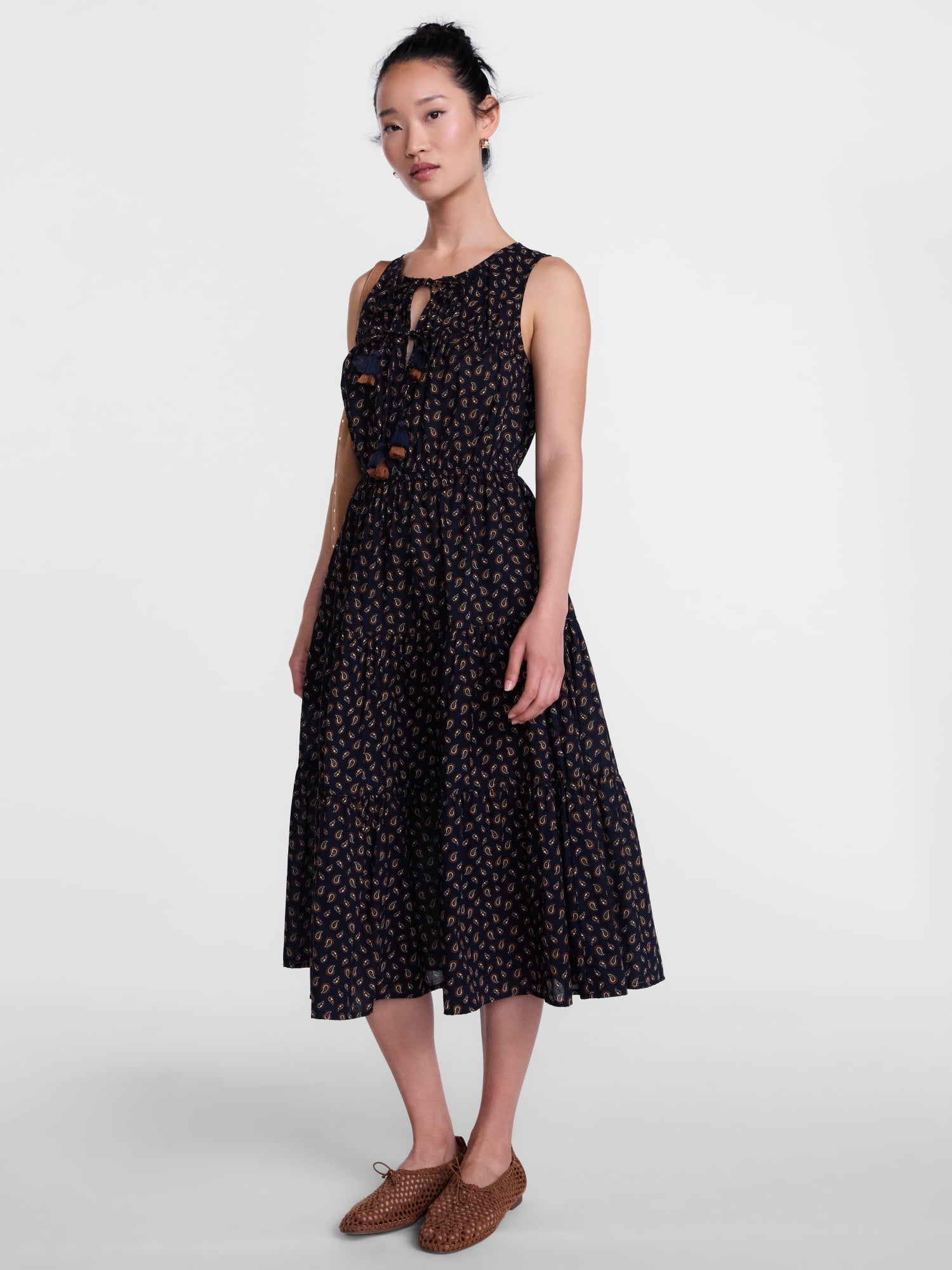 Scenario Women's and Women's Plus Sleeveless Tie Neck Tiered Midi Dress, Sizes XS-4X