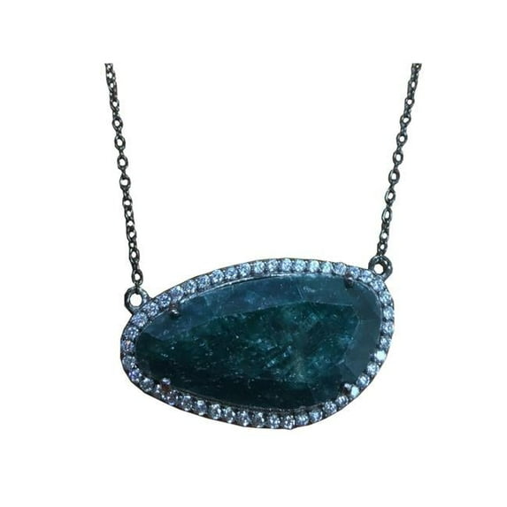 9B1109E 16 in. Black Rhodium Sterling Silver Emerald Corundum Slice Pendant Necklace